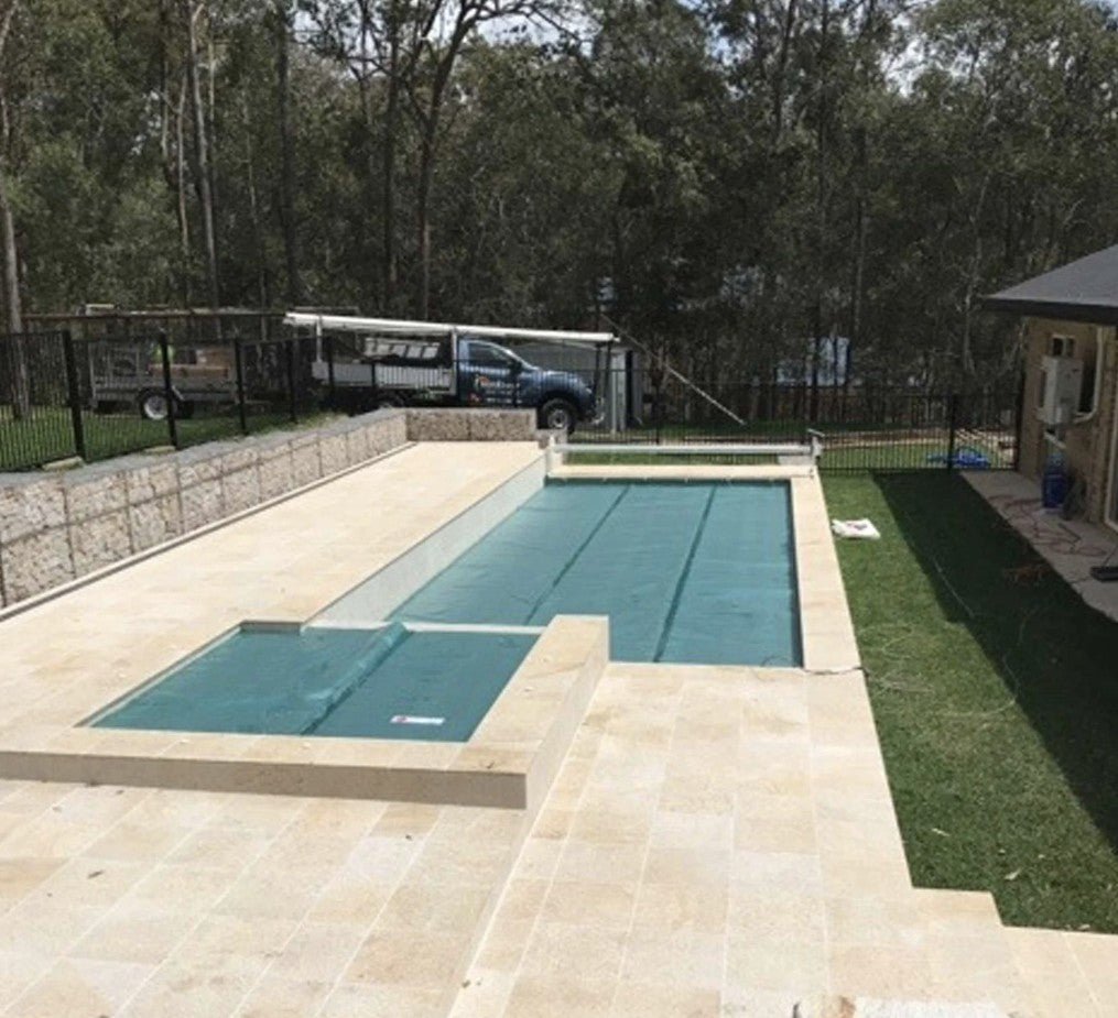 Daisy 525TG Titanium Green Solar Pool Cover - Rockingham Pool & Spa